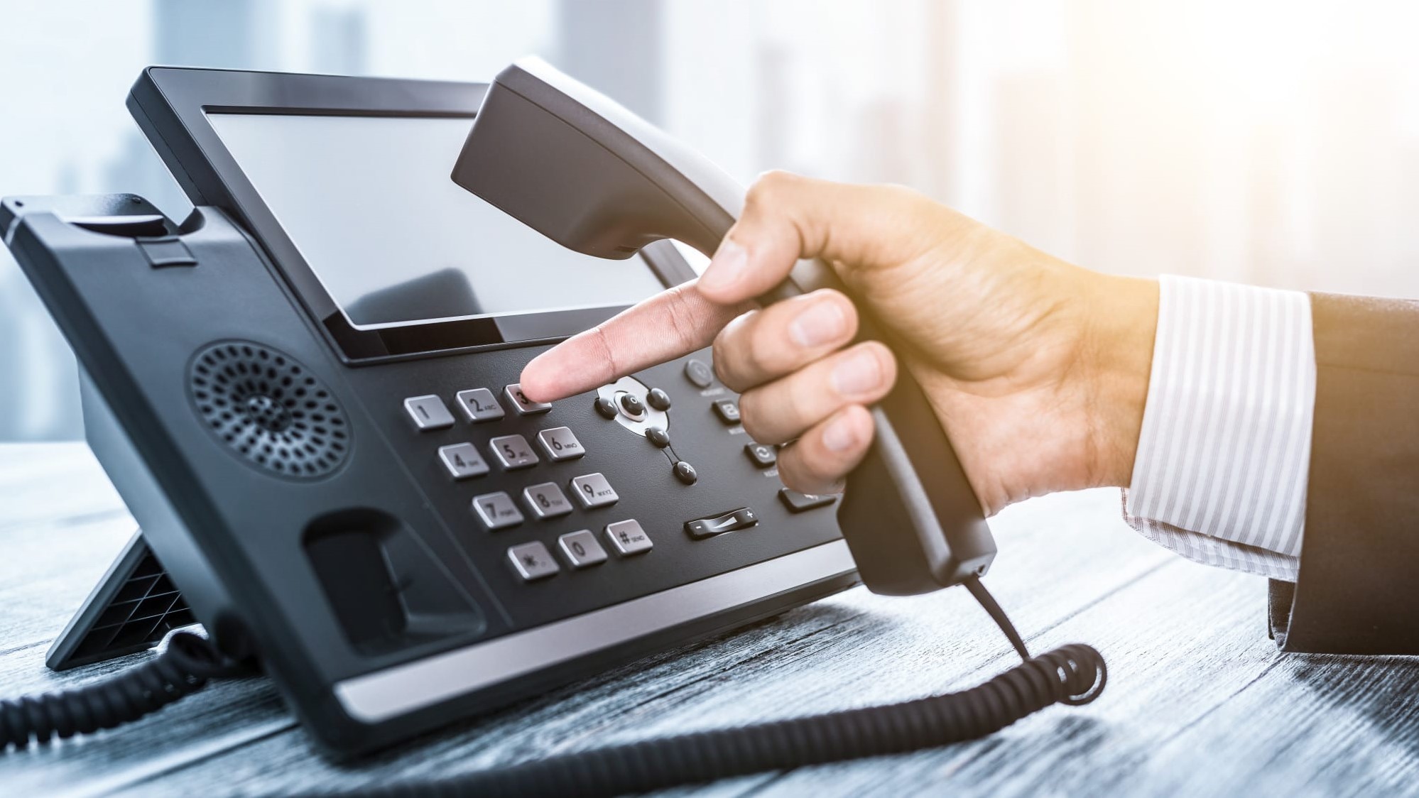 Benefits of Using VoIP Phones for Business